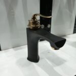 Shark Liver Set Golden BlacKhushi Sanitary Fittings KS-712